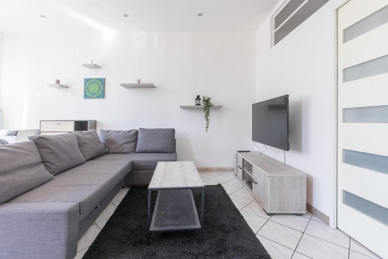 Ideally Placed To Visit Toulon + Bright Flat - Idealement Place Pour Visiter Toulon + Lumineux 외부 사진